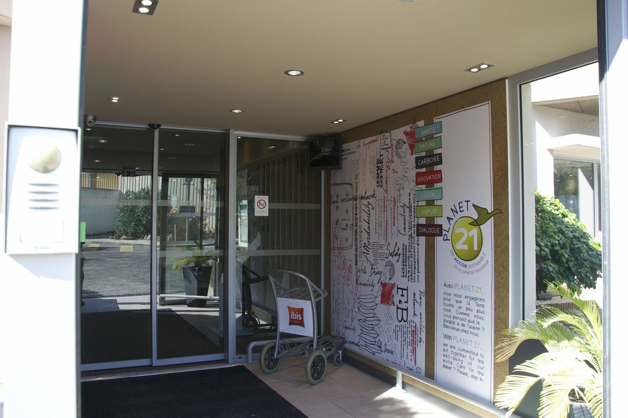 Ibis Toulon La Seyne Sur Mer المظهر الخارجي الصورة